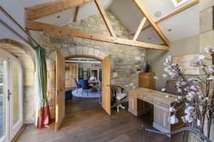 Photo 16- click for photo gallery